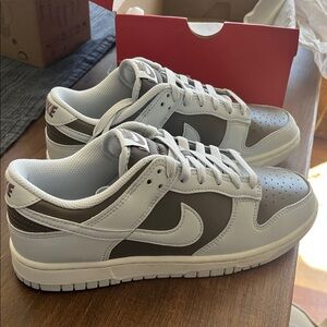 Nike Men’s Low-Top Sneakers in White and Gray